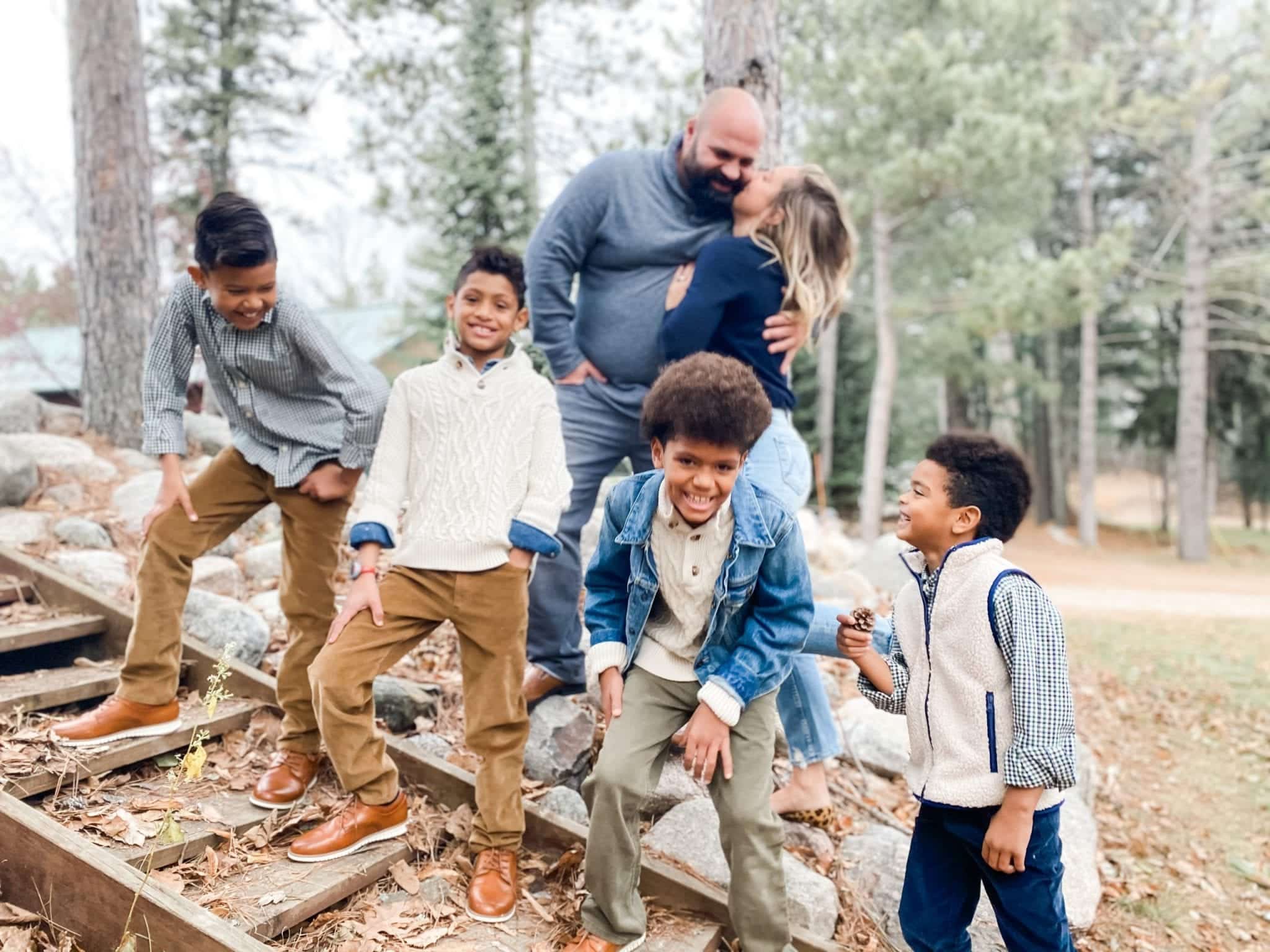 parents with 4 kids