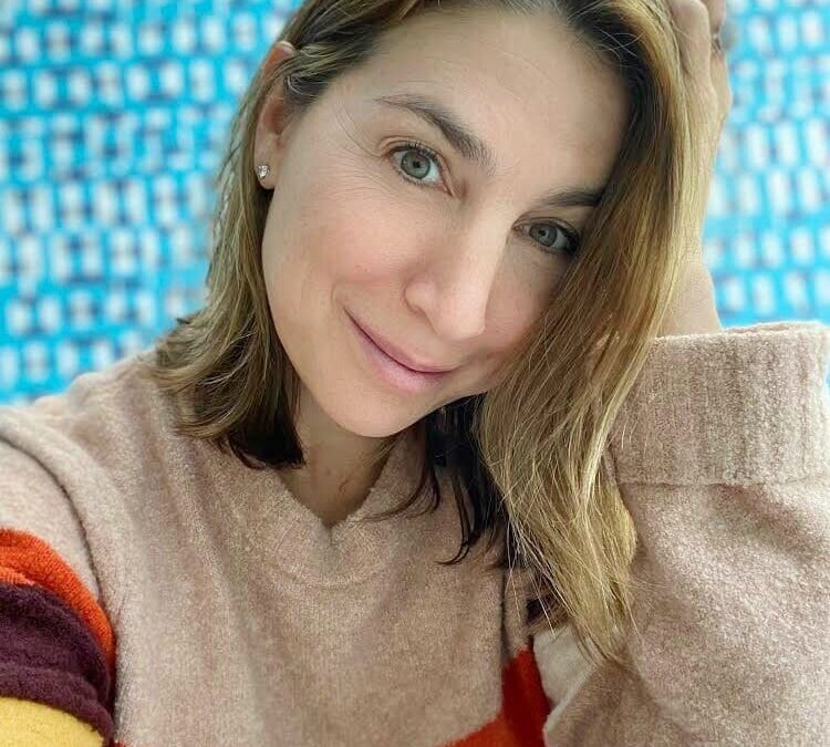 Moms Don’t Have Time to Read Books: A Chat with Podcast Host & Author Zibby Ownes