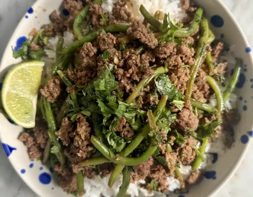 What to Make Tonight: Ginger Soy Beef with Green Beans & Herbs